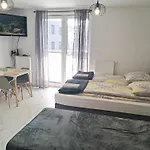 Apartament Julia 1-3 Os I Pietro Z Balkonem I Garazem