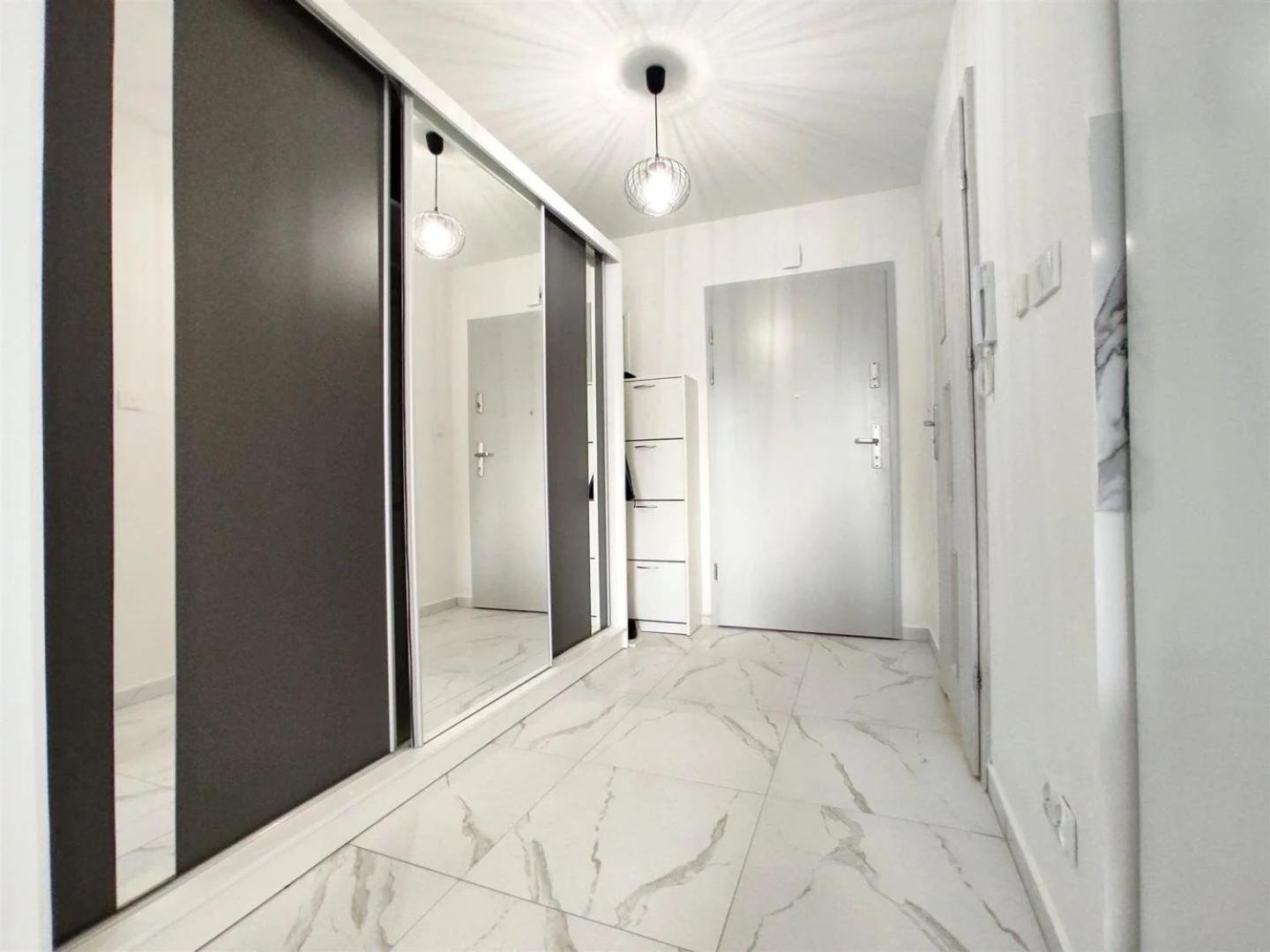 Apartment Julia 1-3 Os I Pietro Z Balkonem I Garazem Kielce